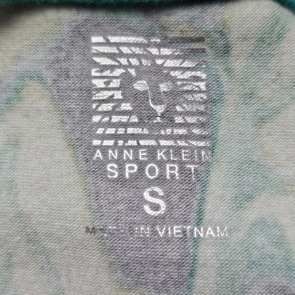 Anne Klein Sport V-neck Pull Over Green Yellow Top 95% Cotton 5% Elastane Size S - Picture 6 of 7